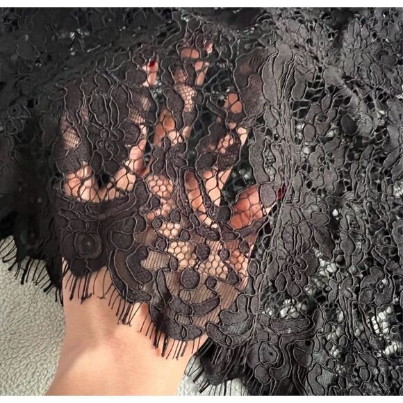 J. Crew Mockneck Floral Lace Eyelash Hem Bow Accent Top Black Sz 8 - Picture 12 of 16
